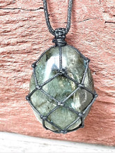 Charger l'image dans la galerie, Collier énergie en labradorite