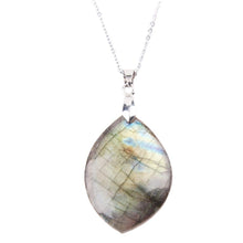 Charger l'image dans la galerie, Collier de protection et labradorite