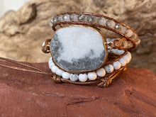 Charger l'image dans la galerie, Bracelet harmonisation en howlite brut