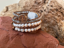 Charger l'image dans la galerie, Bracelet harmonisation en howlite brut