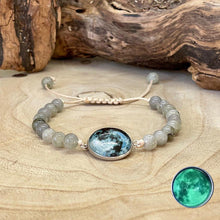 Charger l'image dans la galerie, Bracelet pleine lune en labradorite