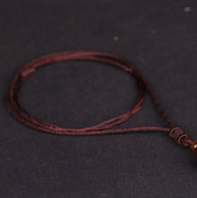 Charger l'image dans la galerie, Collier protection en oeil de tigre rouge