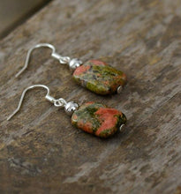 Charger l'image dans la galerie, Boucles d'oreilles en unakite
