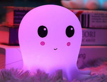 Charger l&#39;image dans la galerie, Lampe Veilleuse Poulpy
