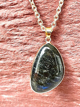 Charger l&#39;image dans la galerie, Collier protection en labradorite

