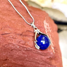 Charger l&#39;image dans la galerie, Collier de vitalité en lapis lazuli
