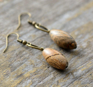 Boucle d'oreille olive en jaspe